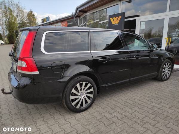 Volvo V70 - 8