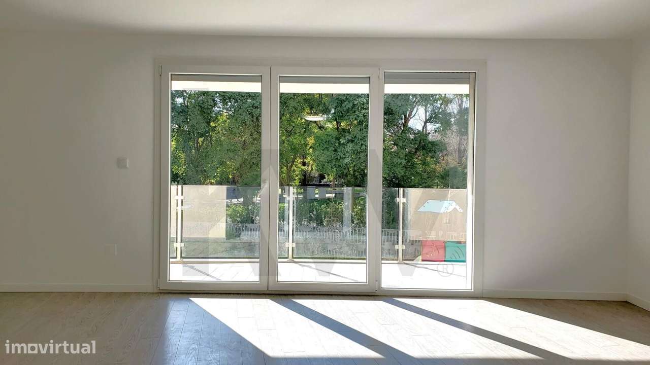 Excelente Moderno Apartamento com a vista do parque dos poetas em Oeir - Grande imagem: 5/21