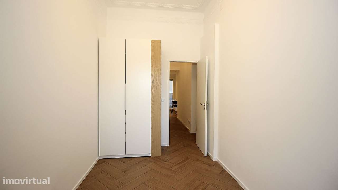 A Estrear - Com Terraço - Zona Histórica - Tetos Altos e Trabalhados - Grande imagem: 4/14