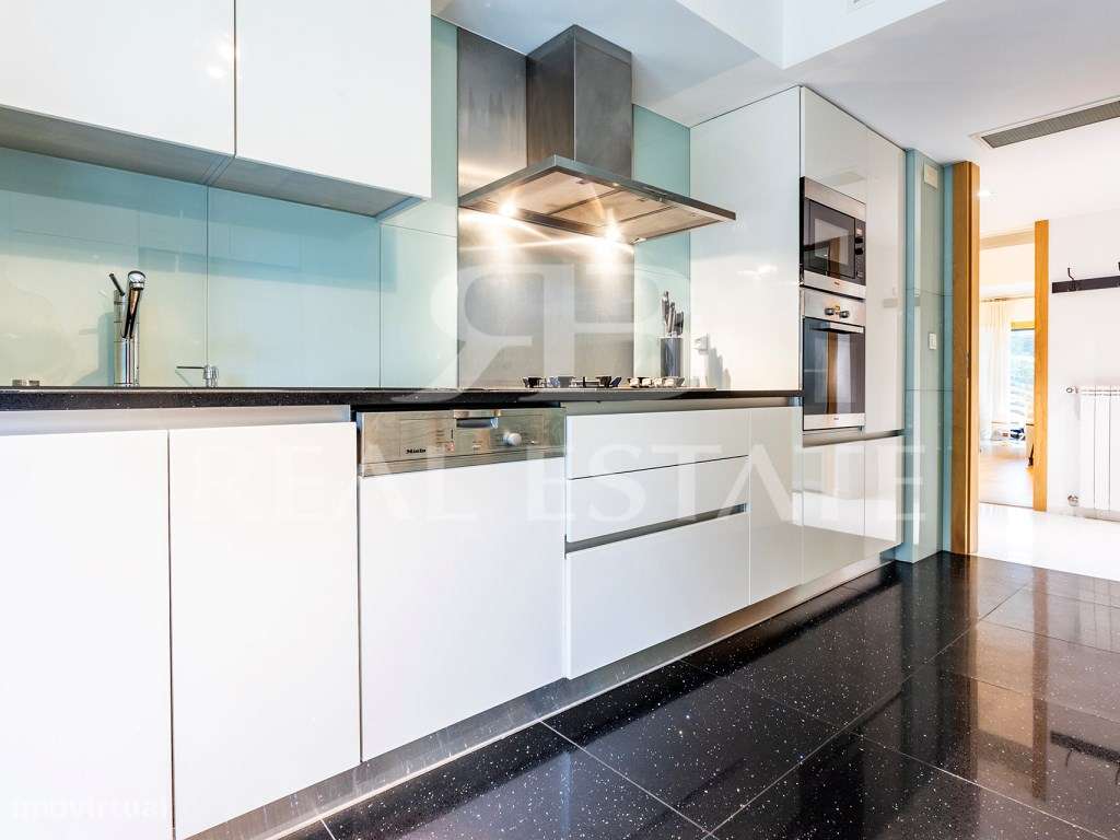 T2 no condominio SCALA Cascais | Jardim privado e jardim do condomí...-21