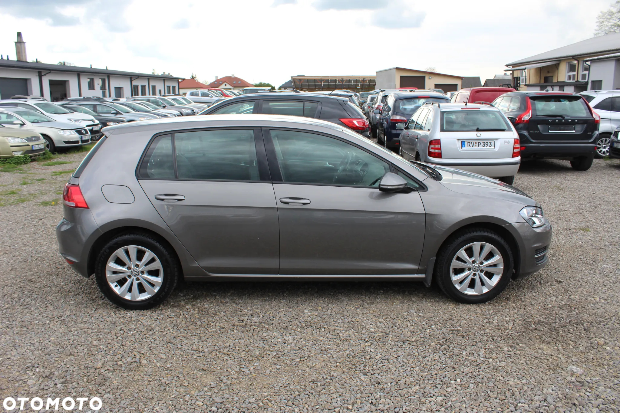 Volkswagen Golf 1.2 TSI BlueMotion Technology Comfortline - 11