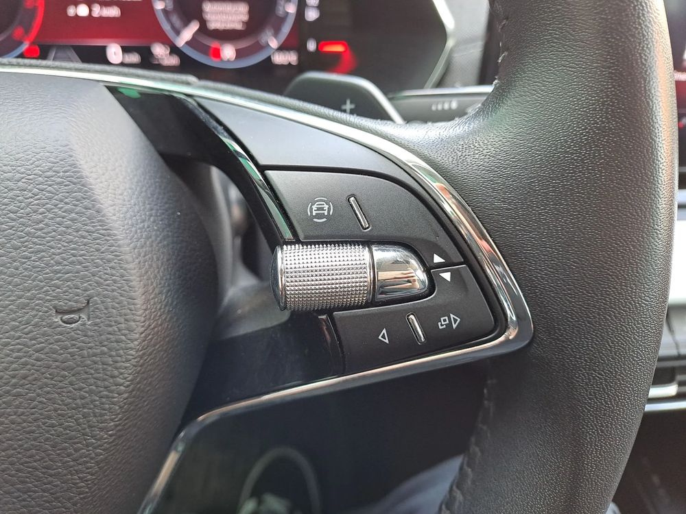 SKODA OCTAVIA 1.5 TSI 150KM DSG ACC Ambiente Kamera Salon PL ASO VAT23%