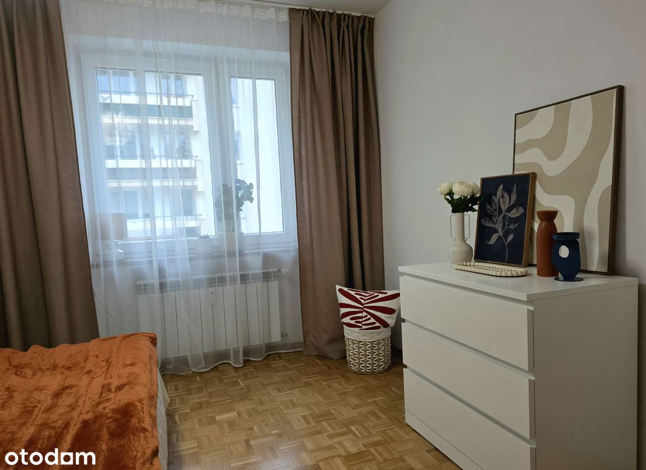 Duże 2 pokoje/ osobna kuchnia/ loggia z widokiem/ dobry adres/ parking - Pełny obrazek: 3/19