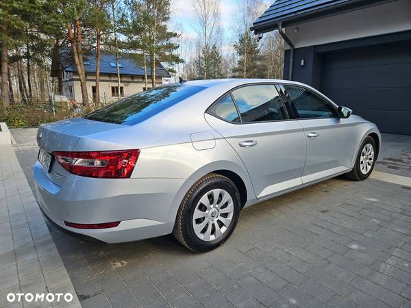 Skoda Superb 1.5 TSI ACT Active - 11