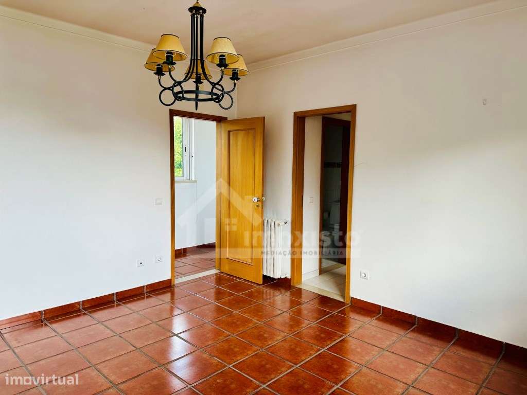 Moradia T6 pronta a habitar com piscina em Lousã-17