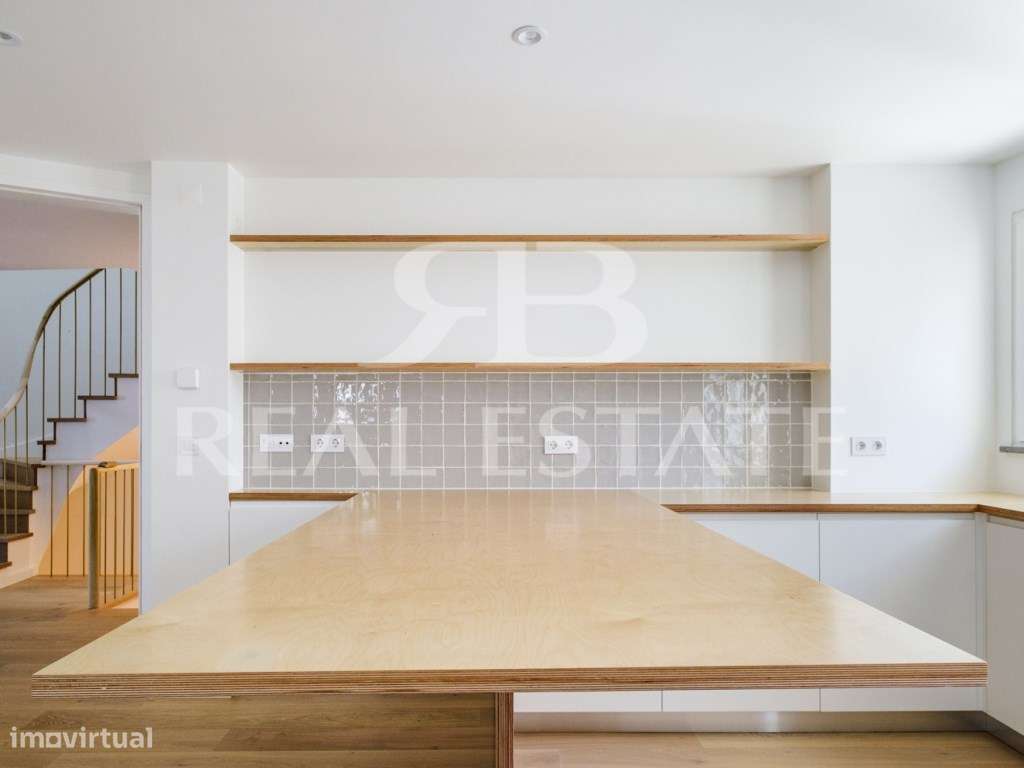 Moradia T4 com Jardim e Piscina no Monte Estoril - Cascais-41