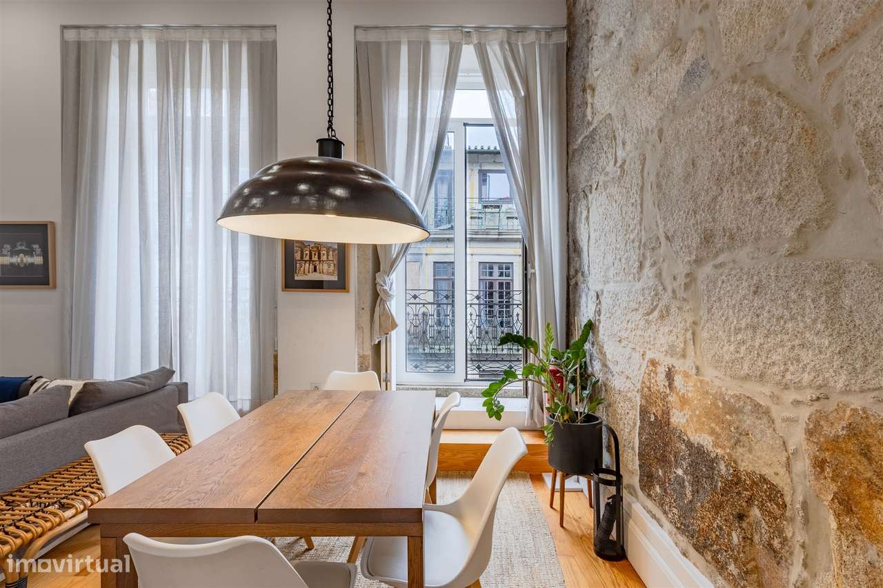Apartamento T3 no coração do Porto – Rua de Santo Ildefonso-12