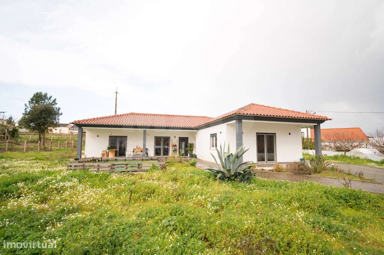 Moradia  T3 Independente na Vermelha - Grande imagem: 4/50