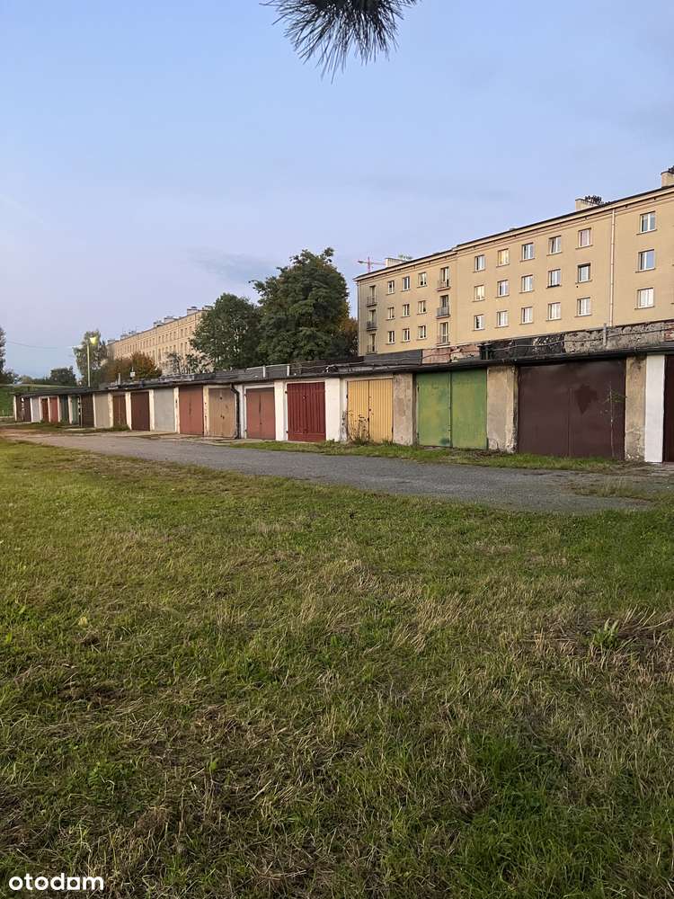 Katowice Koszutka -murowany garaż sprzedam-cena do negocjacji!