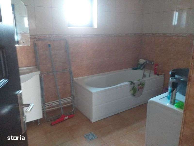 casa de inchiriat lumina - Imagine principală: 5/8