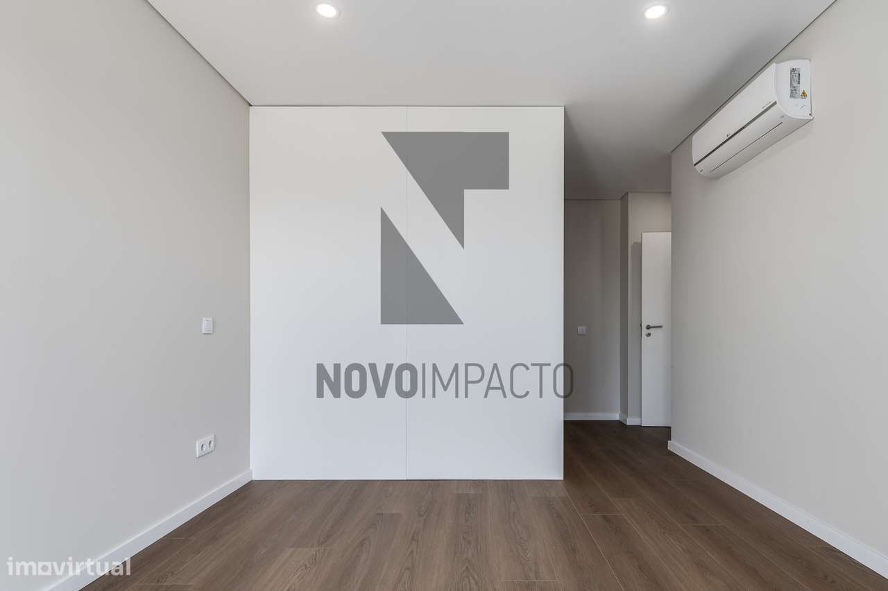 Apartamento T3 de Luxo no Montijo com Varandas e Acabamentos Premium-17