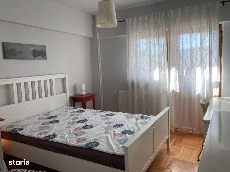 Apartament ultracentral si decomandat cu 3 camere - Imagine principală: 5/8