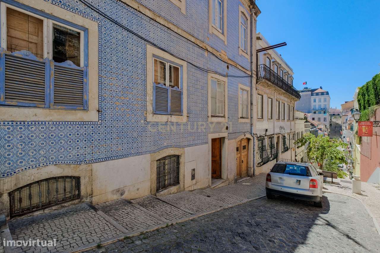 Apartamento T5 no Chiado-26