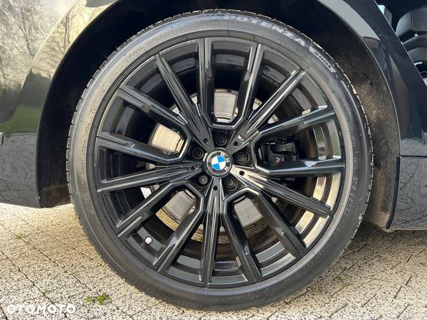 BMW Seria 7 750Ld xDrive sport - 12