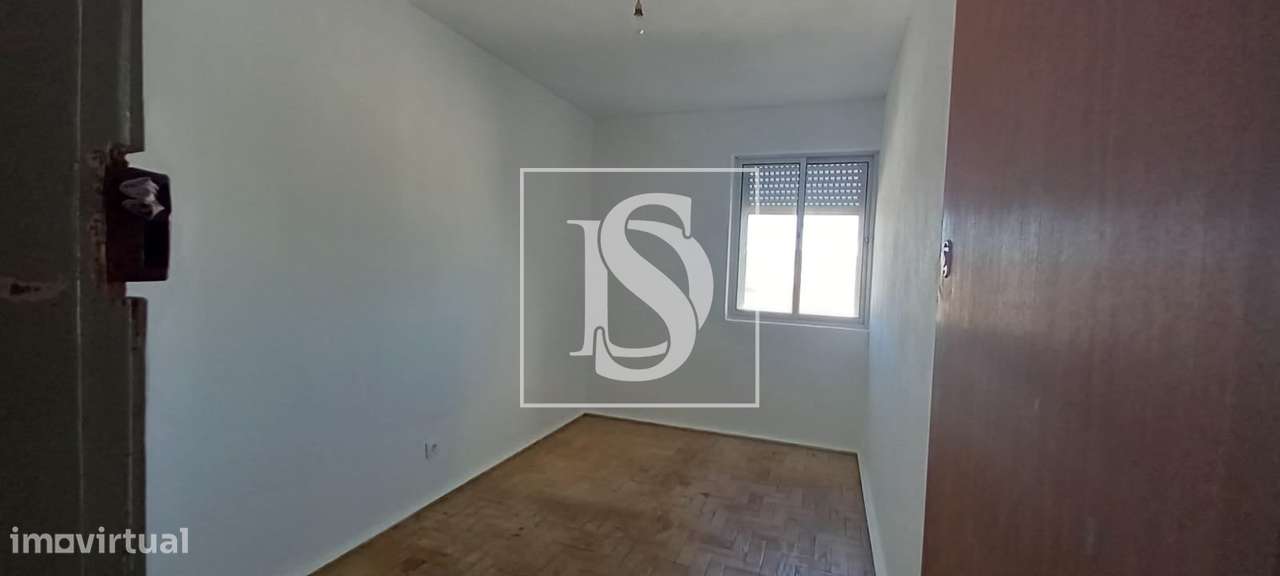 Apartamento T3 c/ arrecadação em Monte Abraão, Sintra-10