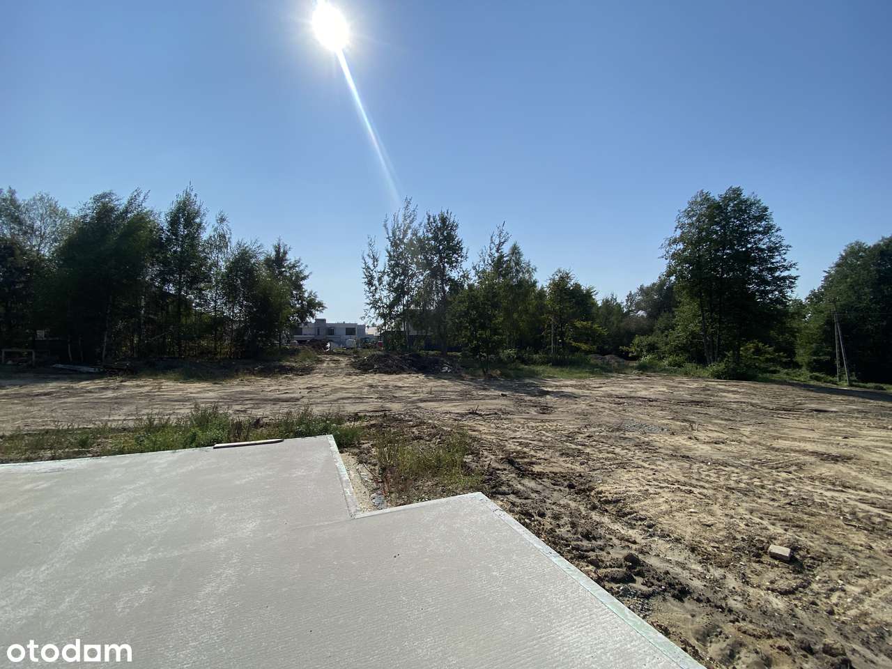 Działka budowlana w Podlesiu z dostępem do mediów-4