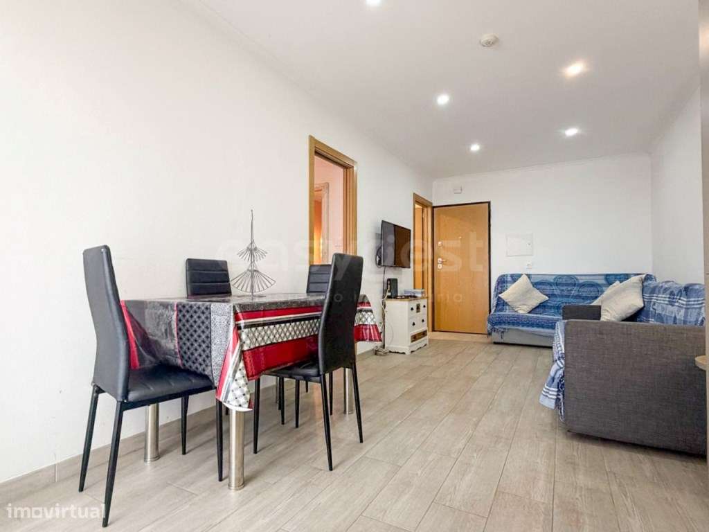 Apartamento T0+1 Remodelado na Avenida das Comunidades Lusíadas, Cl... - Grande imagem: 2/20
