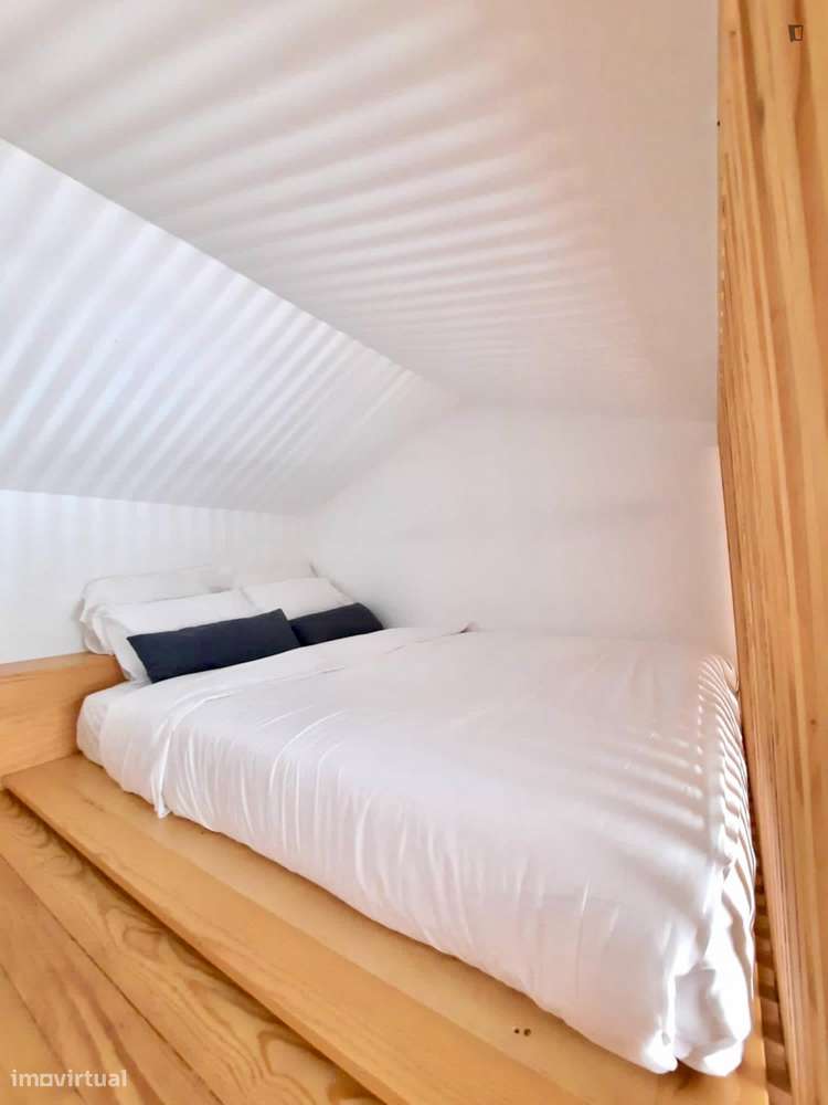 Estúdio - localizado em Alta Universitária Coimbra - Grande imagem: 5/6