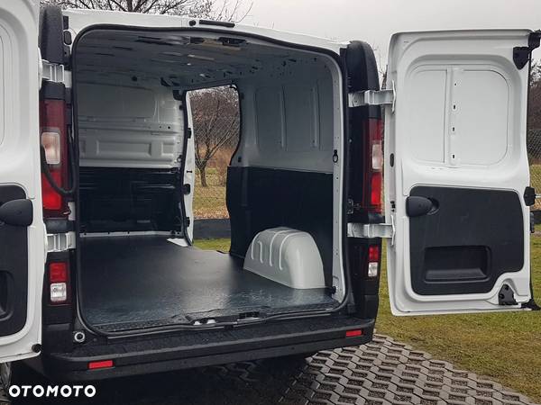 Renault TRAFIC L2H1 DŁUGI 2,0 DCI KLIMA BLASZAK VAN FURGON TEMPOMAT - 26