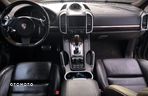 Porsche Cayenne Turbo Tiptronic S - 17