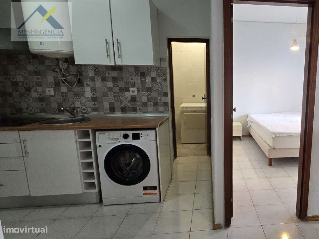 Apartamento T1 com varanda no Bonfim em Setúbal-6
