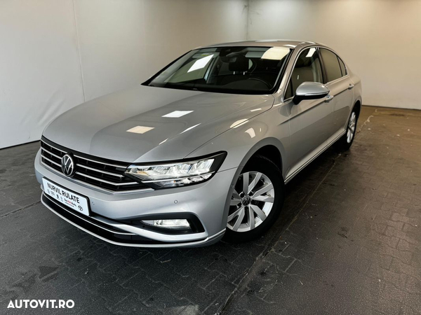 Volkswagen Passat 2.0 TDI DSG Comfortline - 1