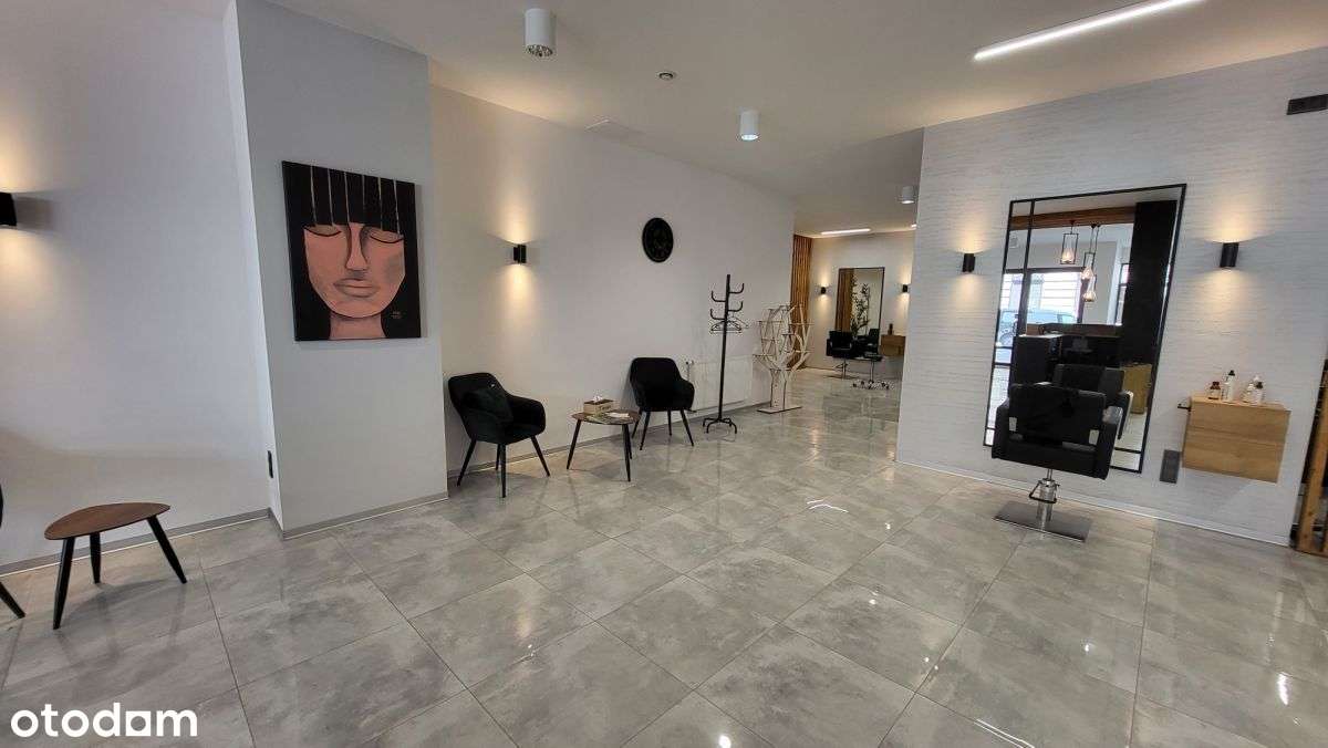 6-GO Sierpnia przy żeromskiego  Zakład fryzjerski.-2