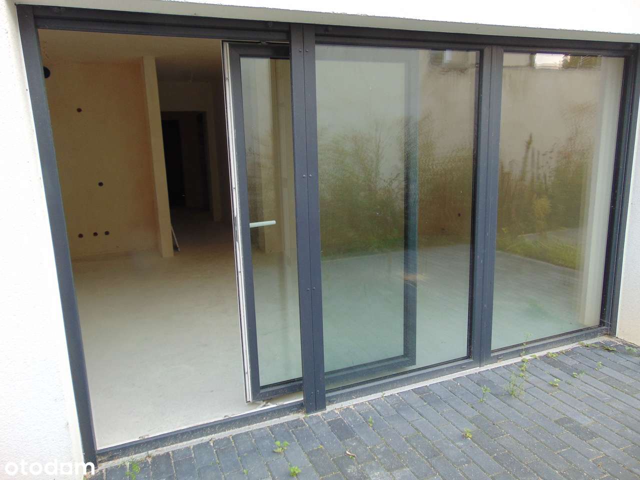 Nowo wybudowany dom w centrum Zielonej Góry.-10