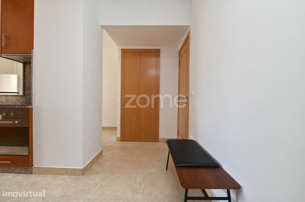 Apt T3 totalmente renovado no centro de Lisboa, junto à Gulbenkian-44