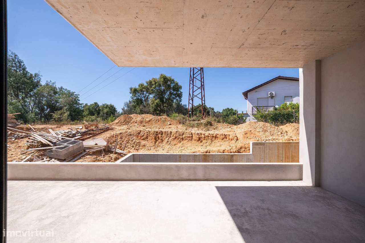 T1 em Construção em Coimbra com Garagem e Terraço-11