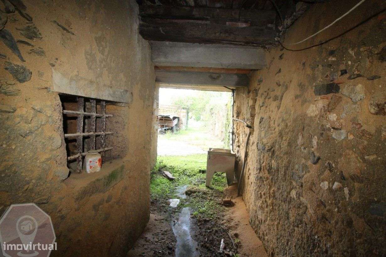 Moradia T3  com quintal - Valongo do Vouga-24