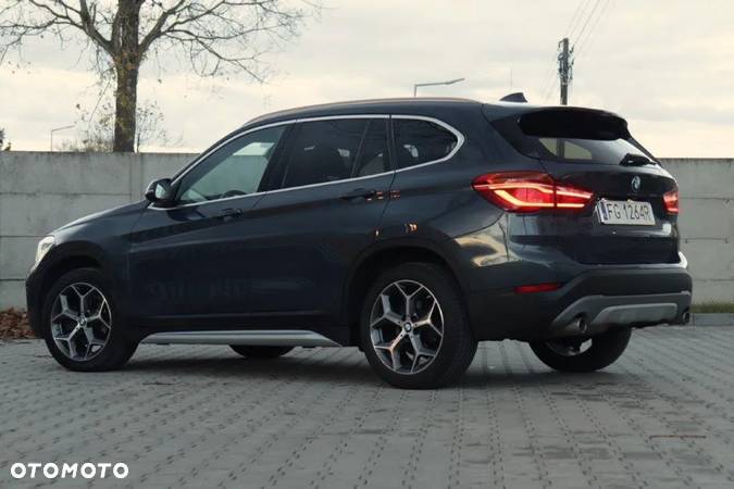 BMW X1 sDrive18d - 15