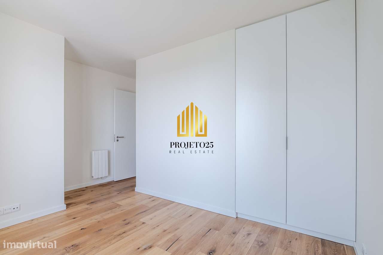Apartamento T2, 3 Varandas Sul e Poente 13º Piso Vistas Deslumbrantes!-20
