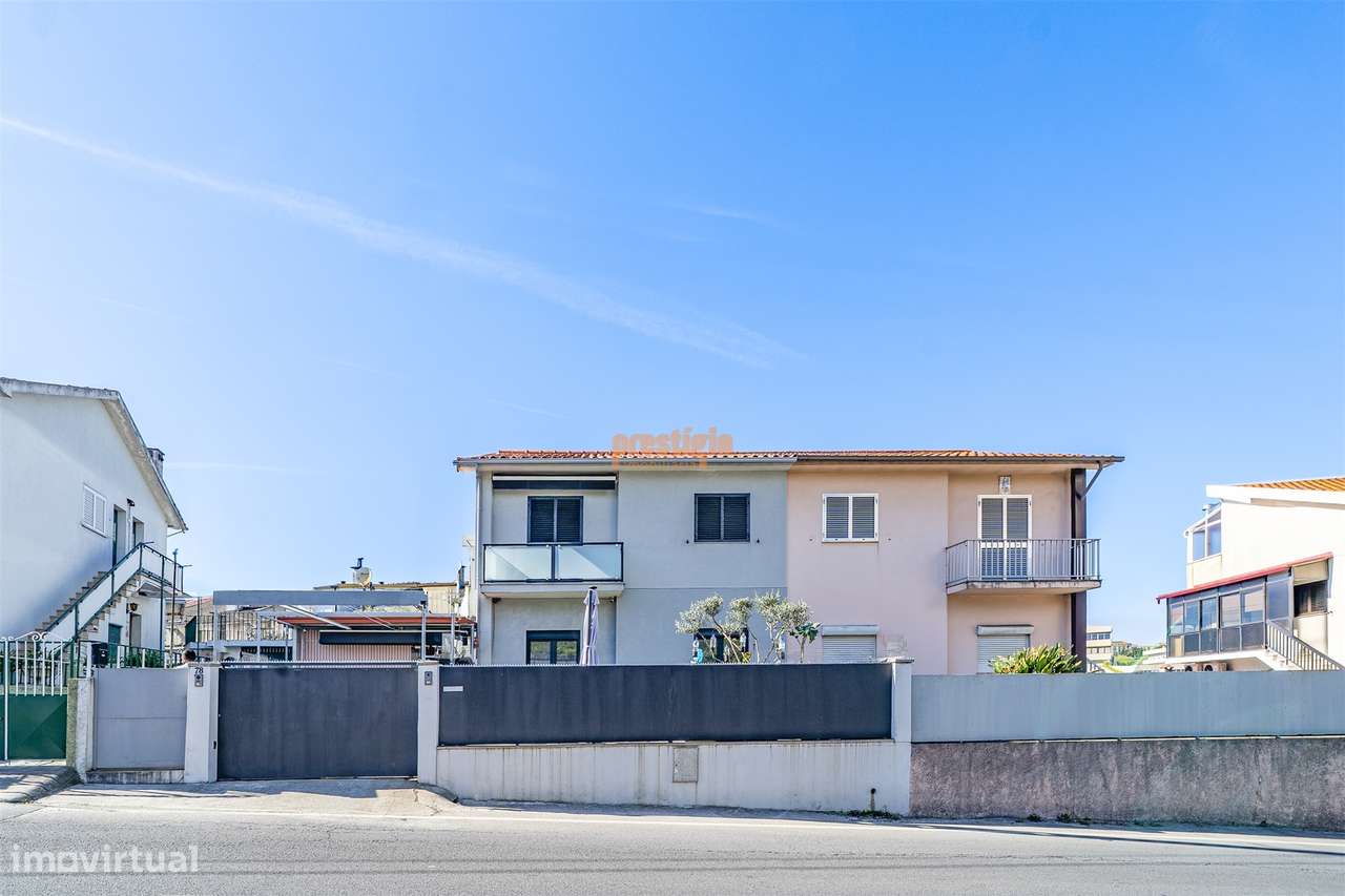 Andar Moradia T3 Venda em Braga (São José de São Lázaro e São João do-0