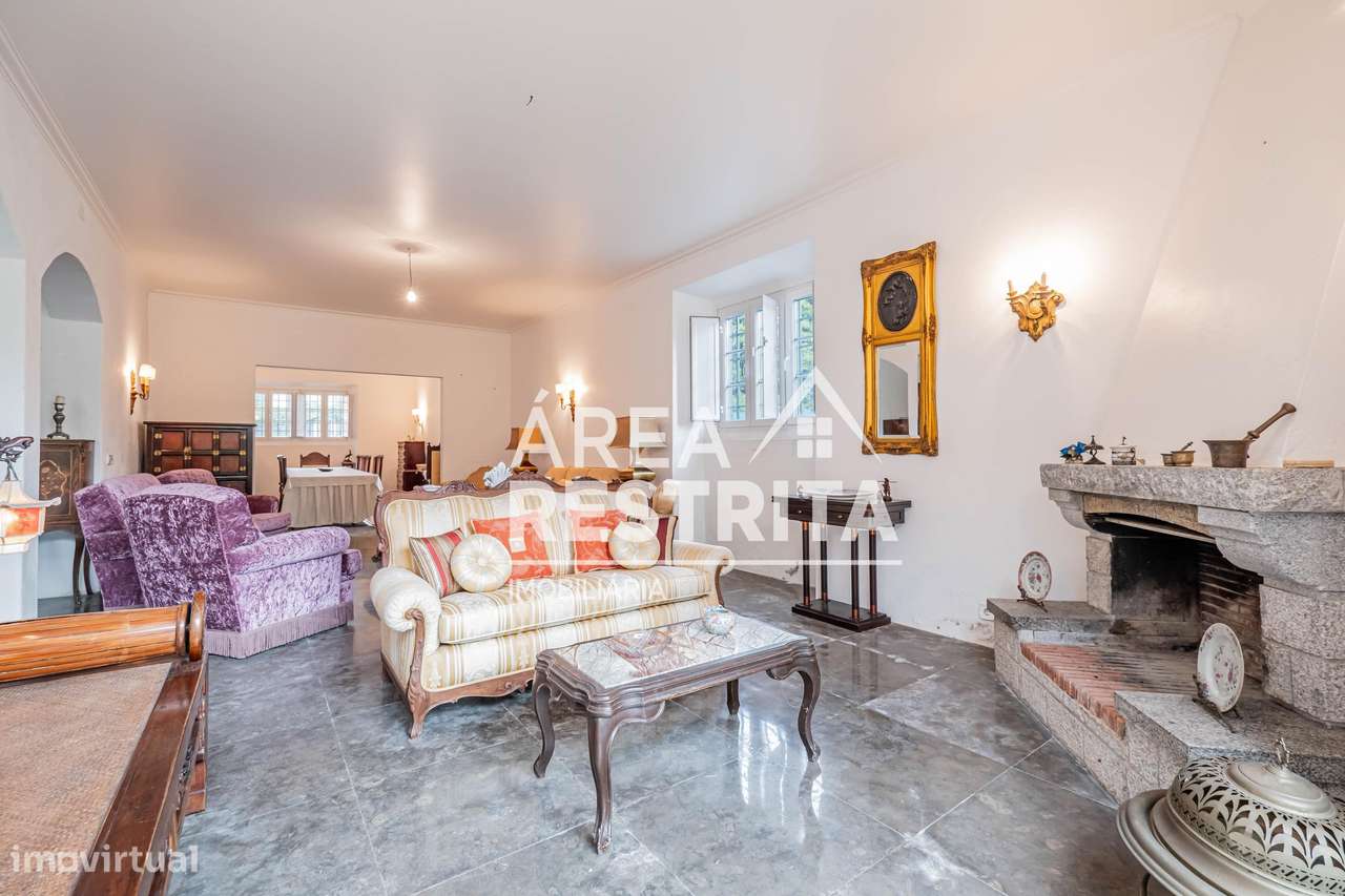 Moradia T7  na Abrunheira em Sintra, num lote de  1.700 m² - Grande imagem: 4/49