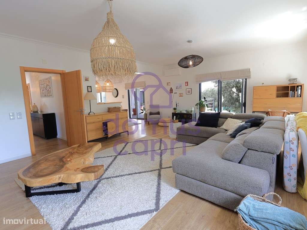 Moradia T4 com Piscina em Cerro da Mesquita - São Brás de Alportel-12