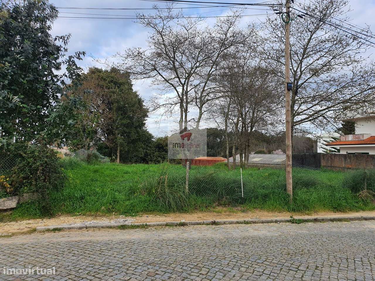 Lote com 600 m2 para moradia 4 frentes, Gulpilhares - Grande imagem: 4/17