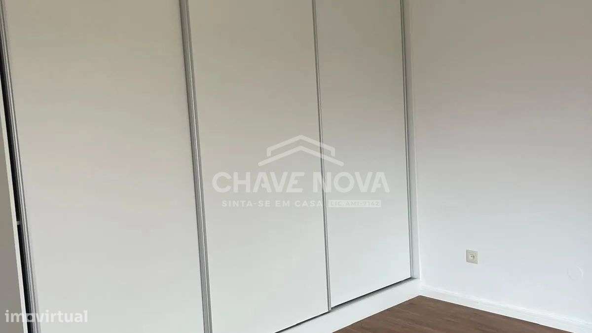 Apartamento T3 | Remodelado | Águas Santas-7