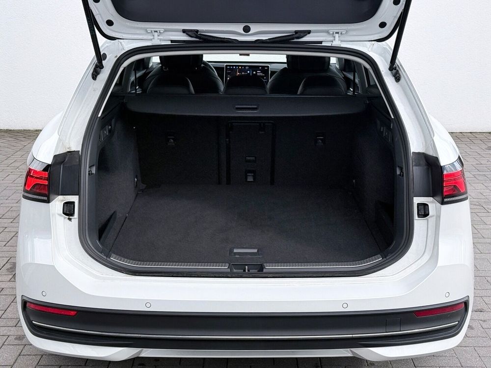 Volkswagen Passat-Variant 1.5 TSI Act MHEV Business DSG 2025 — zdjęcie 6