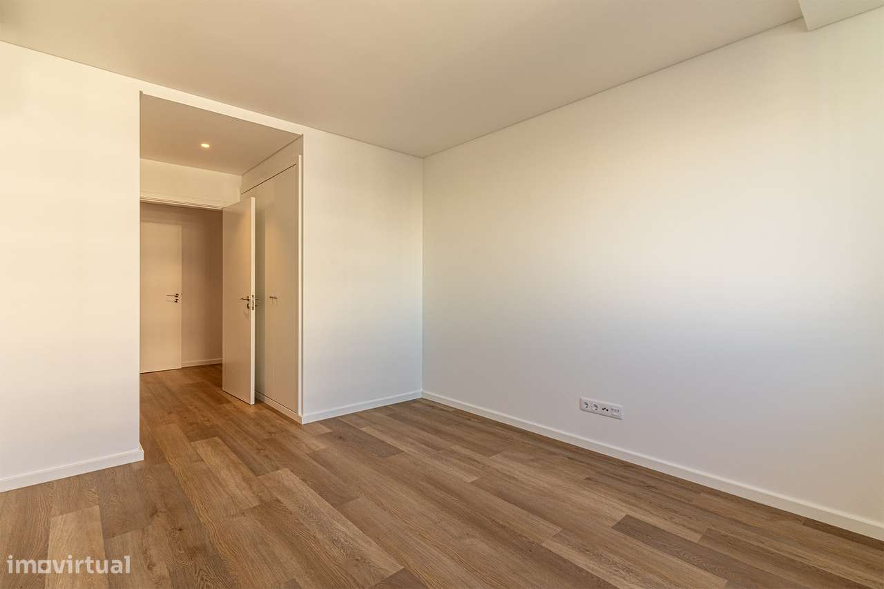 Apartamento T2 Novo a estrear no Condomínio Lago Altear-17