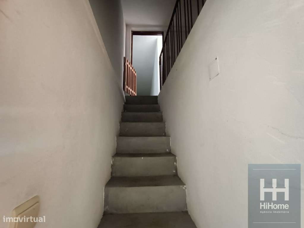 Moradia (Sem licença de utilização) T2 + T2 + 2 em sótão habitável ...-27