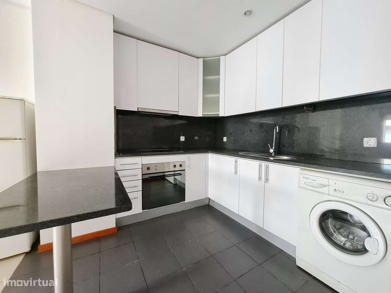 Apartamento Mobilado e Equipado em Tenões - Grande imagem: 4/10