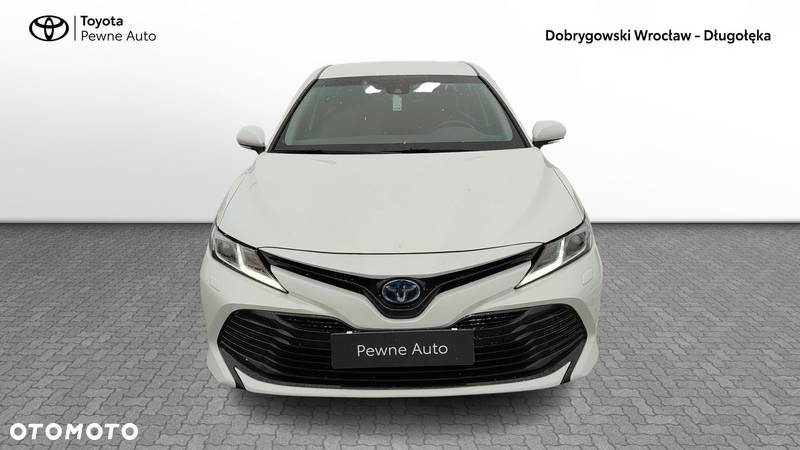 Toyota Camry - 7