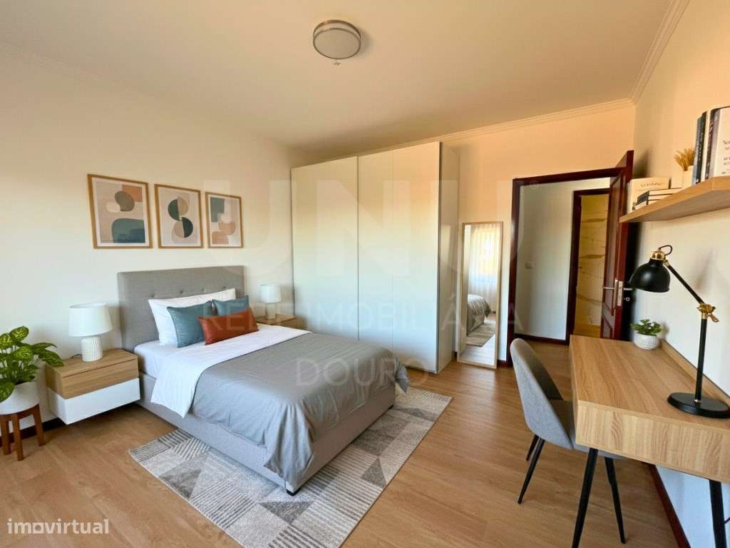 Apart. T2 Duplex Renovado | Oliveira do Douro, V.N. de Gaia-15