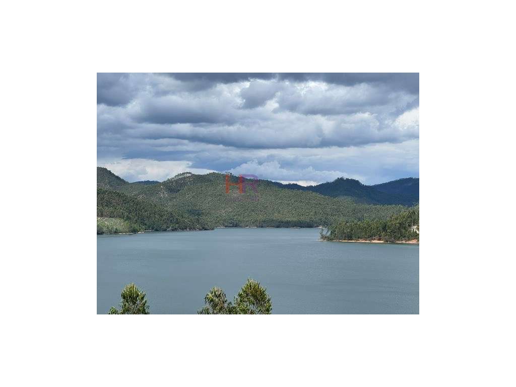 Moradia geminada nova em Águas Belas, Ferreira do Zêzere, com 3 qua...-45