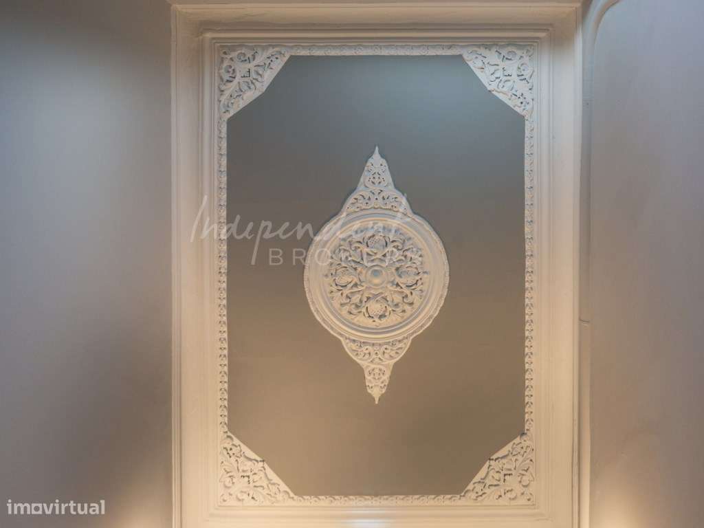 APARTAMENTO T2 COM MUITO CHARME-25