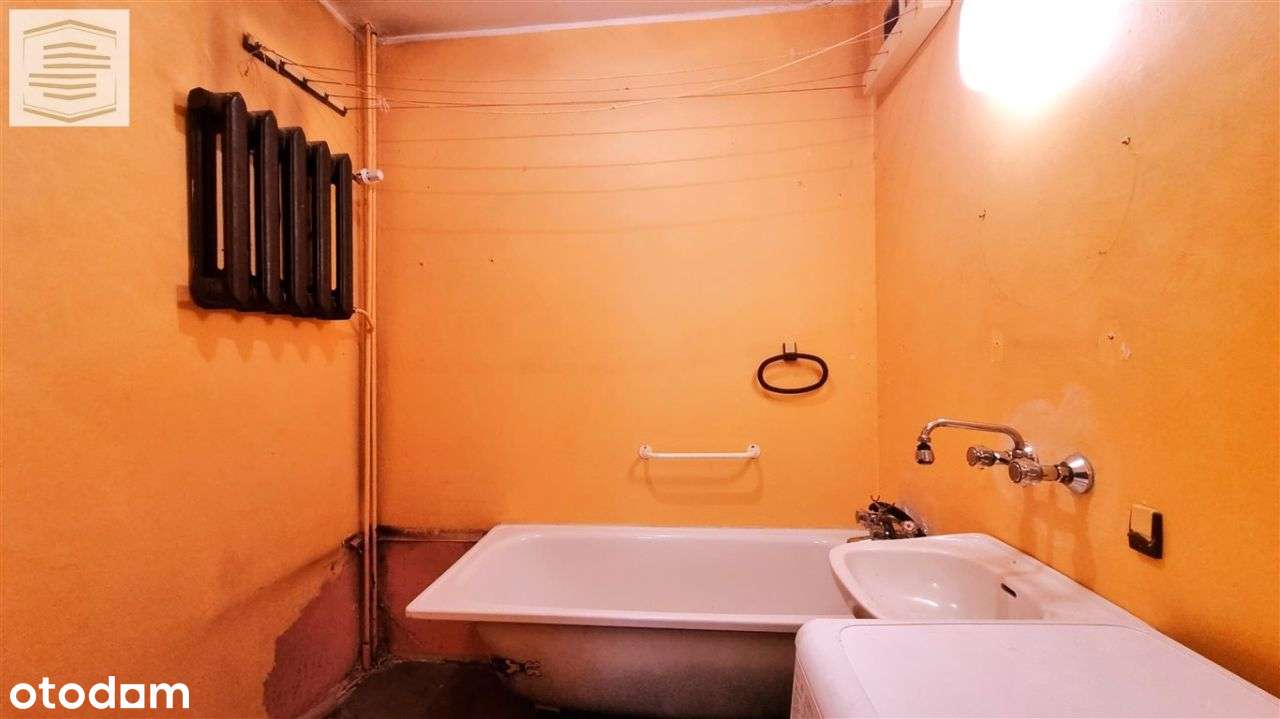 Ustawne 2 pokojowe mieszkanie - blok po remoncie-12