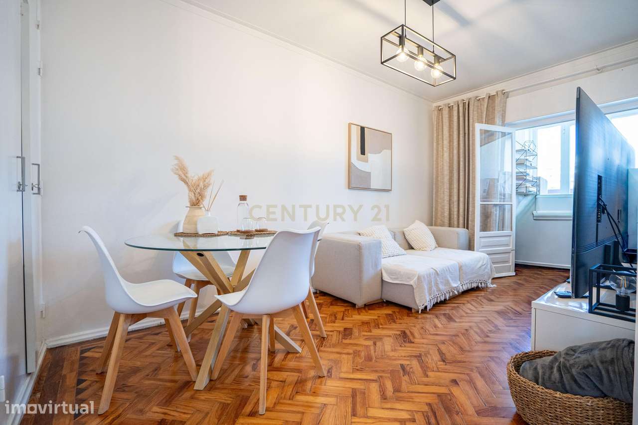 T2 Renovado Em Sacavem Conforto A Porta De Lisboa