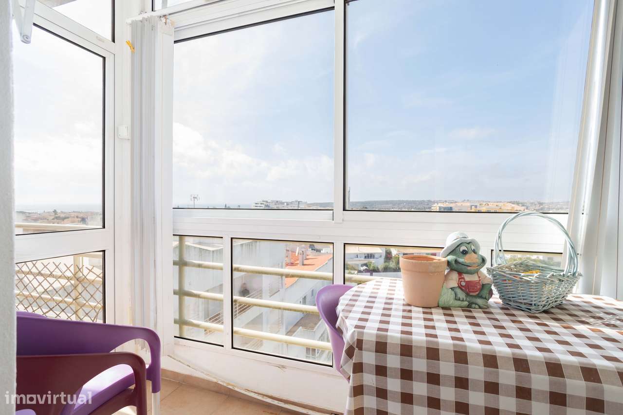 Apartamento T2 com Vista Mar e Conforto Familiar em Lagos!-13