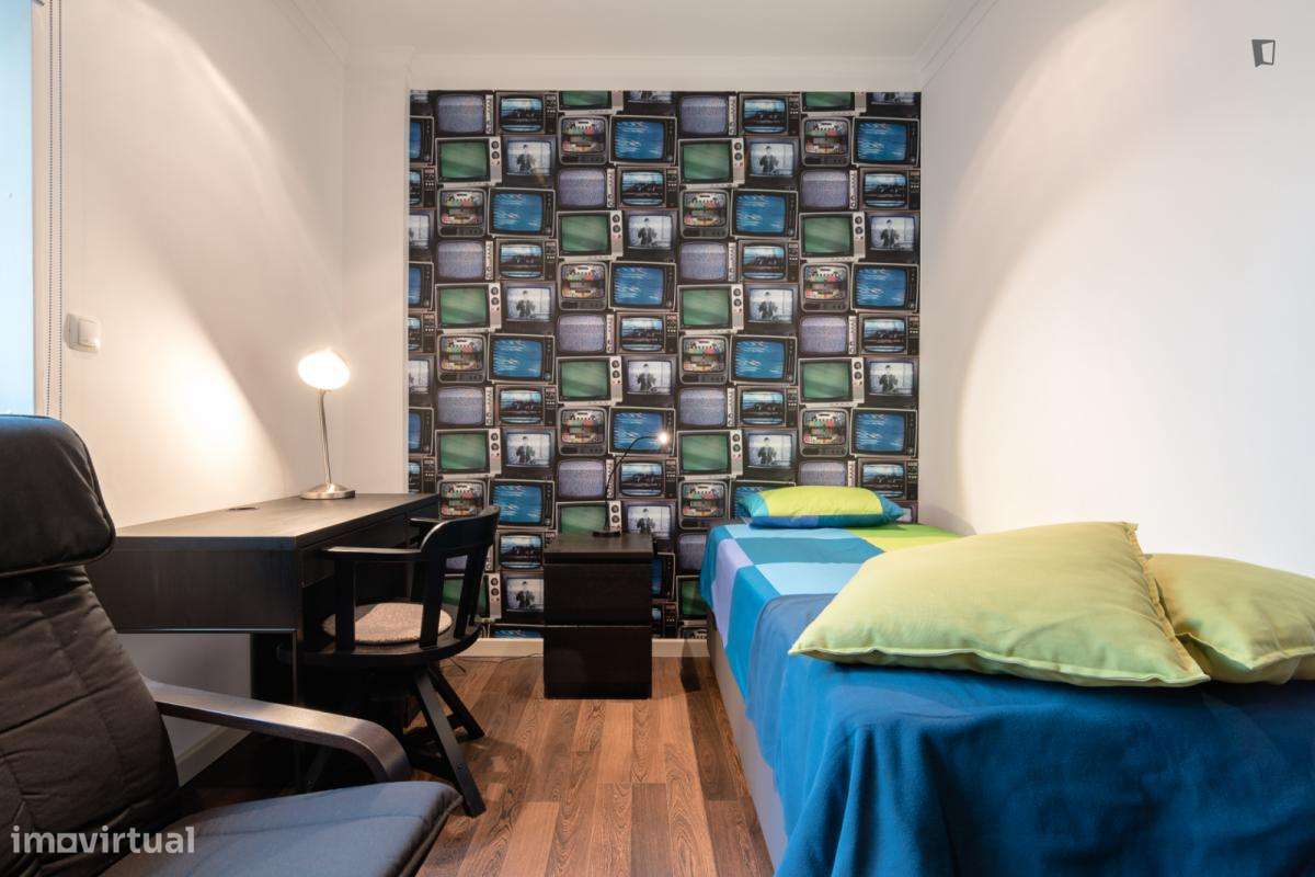 Quarto - localizado em Picoas Lisbon - Grande imagem: 5/7